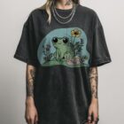 Aesthetic Frog and Snail T-Shirt | Cute Nature Tee