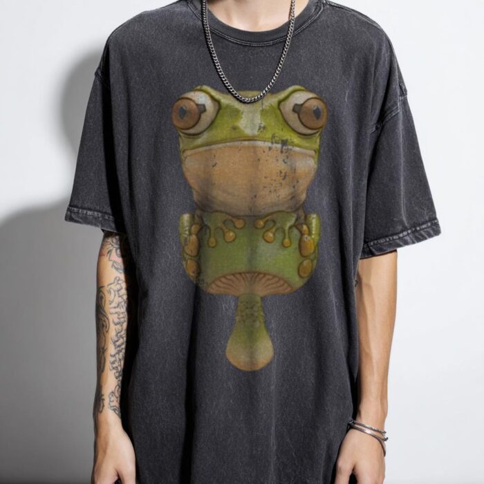 Frog on a Mushroom T-Shirt | Trippy Groggy Shroom Tee