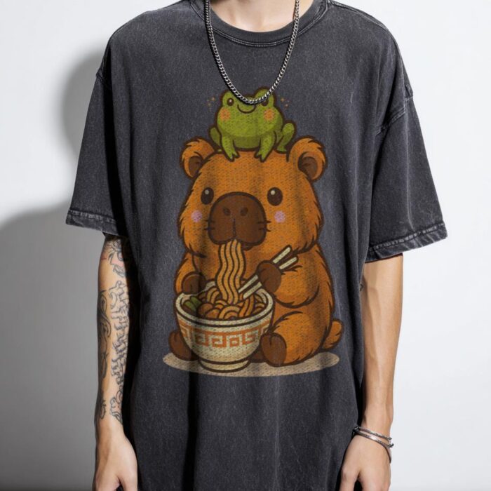 Kawaii Capybara & Frog T-Shirt | Cute Ramen Lover Tee
