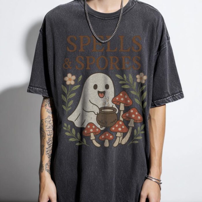 Vintage Halloween Mushroom Tee | Spooky Cottagecore Top