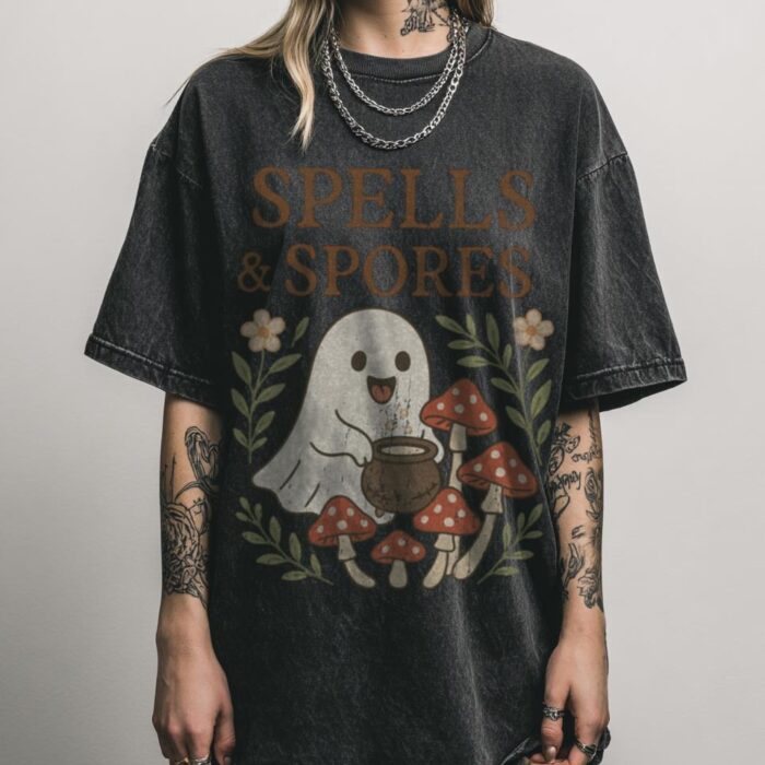 Vintage Halloween Mushroom Tee | Spooky Cottagecore Top
